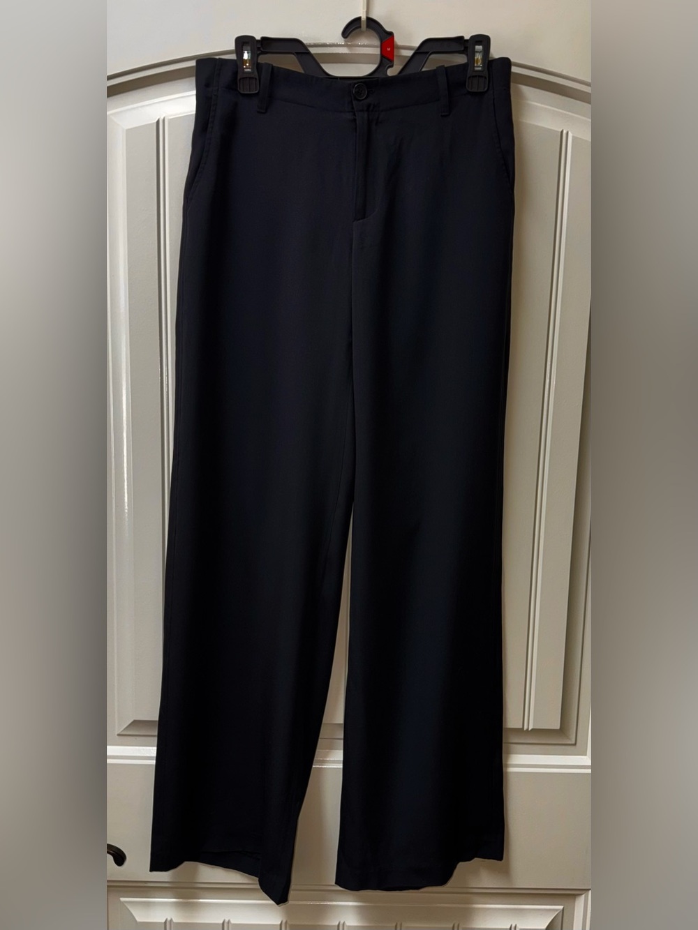 EUC WOMENS 2 4 6 (waist 28”) VINCE 100% SILK WIDE LEG PANTS BLACK
